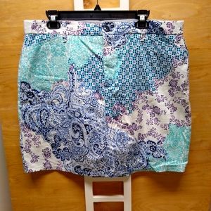 Likely new, gently used size 16 Croft& Barrow skorts